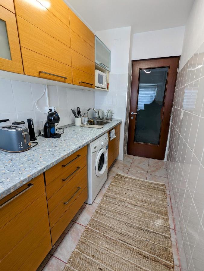 Sebastian Studio Apartment Bucareste Exterior foto