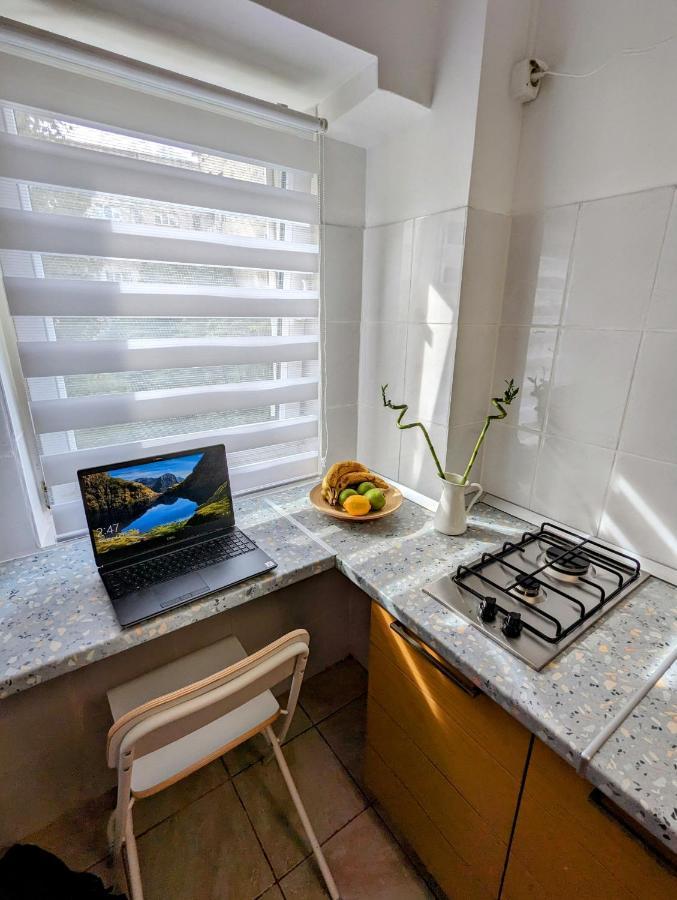 Sebastian Studio Apartment Bucareste Exterior foto