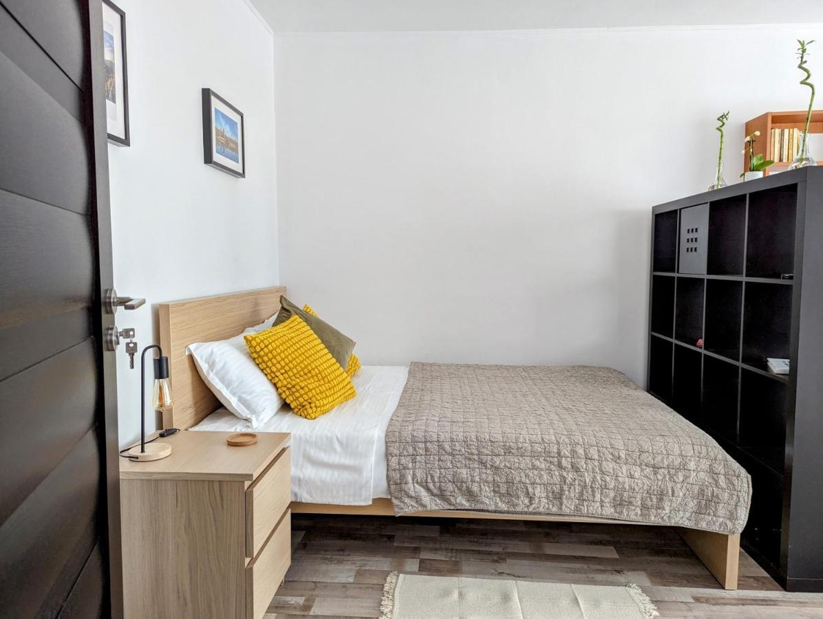 Sebastian Studio Apartment Bucareste Exterior foto