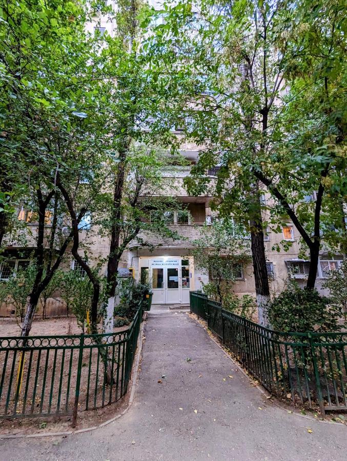 Sebastian Studio Apartment Bucareste Exterior foto